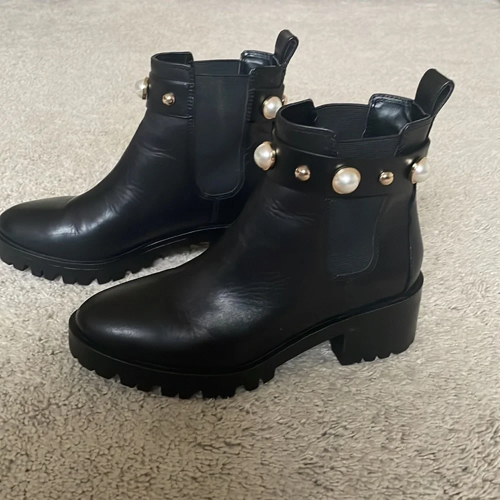 Karl Lagerfeld Pola Boots - Picture 2 of 5